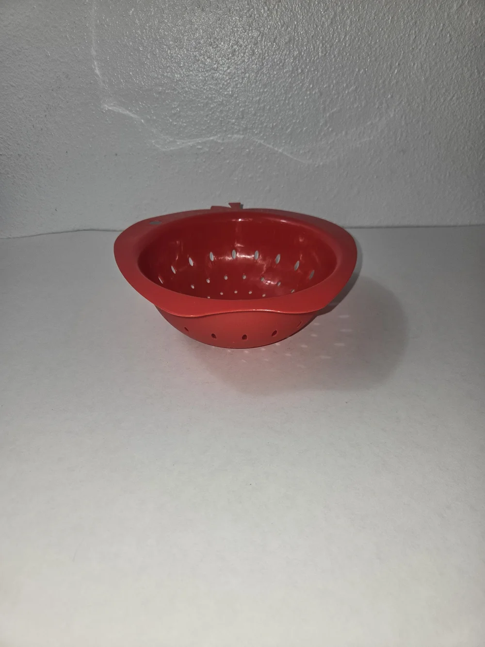 N/A compact red